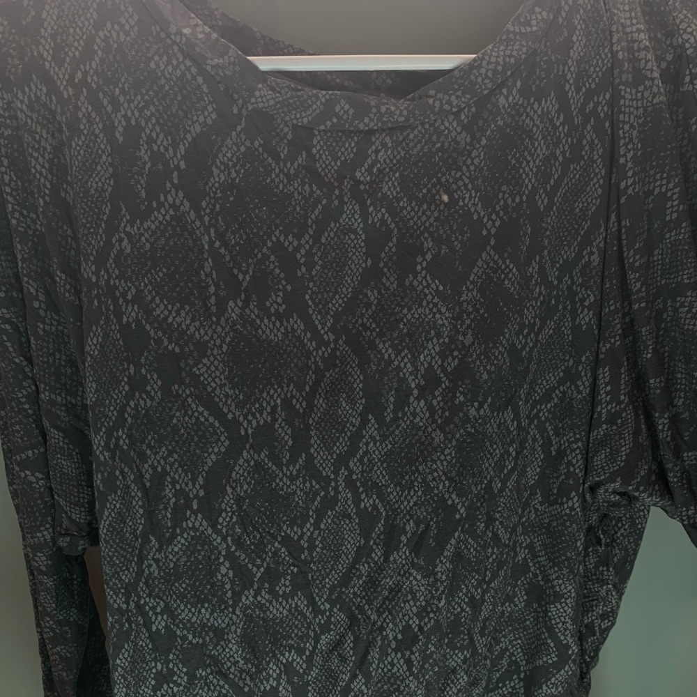 Splendid size small sweater